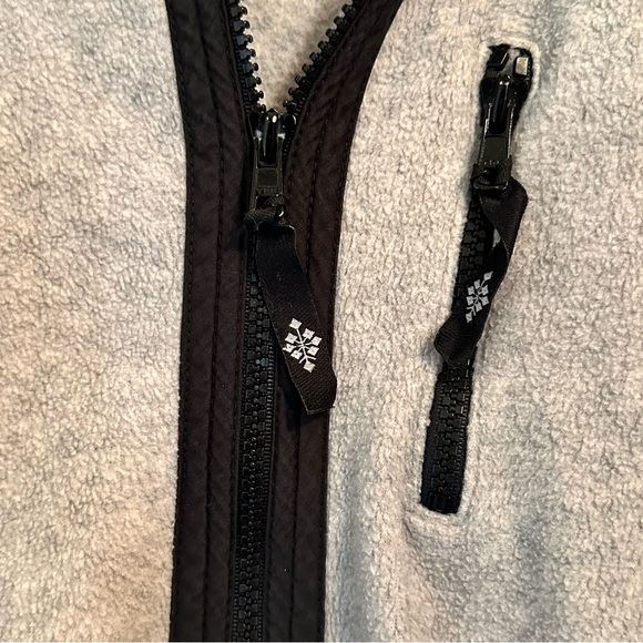 Alpine Tek By Palmettos Gray Fleece Jacket with Black Accents Size Medium - Picture 3 of 4